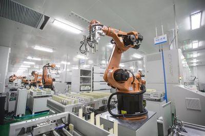 湖南省委副書記烏蘭赴桑頓新能源調研 強調支持科技創新與強化成果轉化雙輪驅動